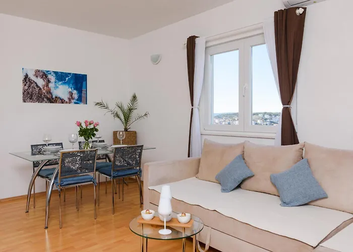 With Sea View Terrace, Ciovo Lejlighed